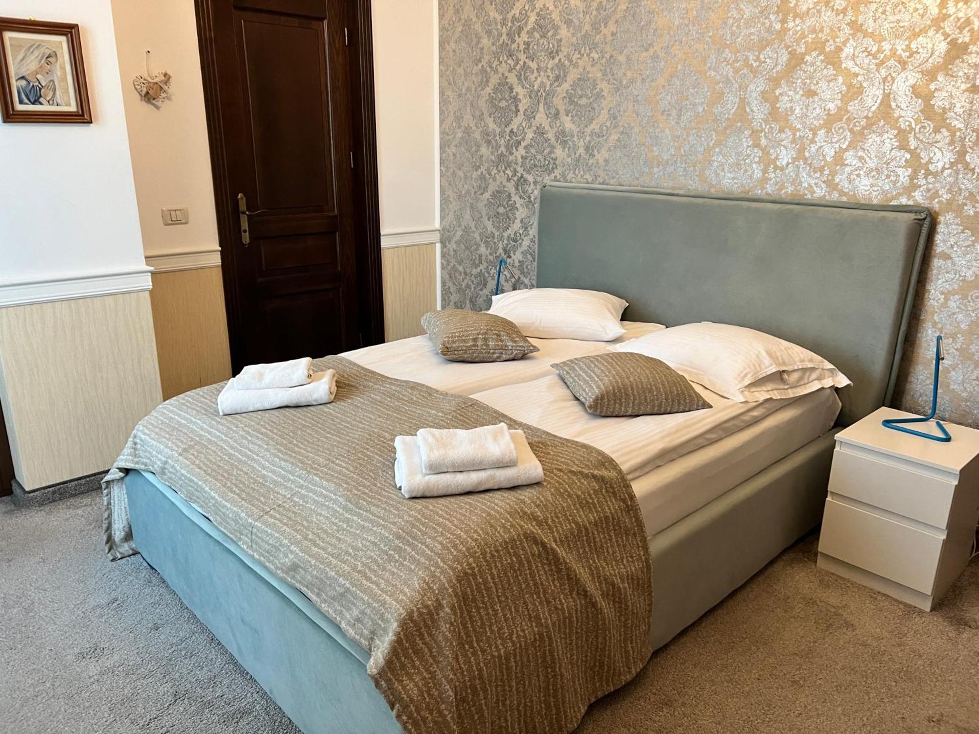 Aviator Boutique Apartment