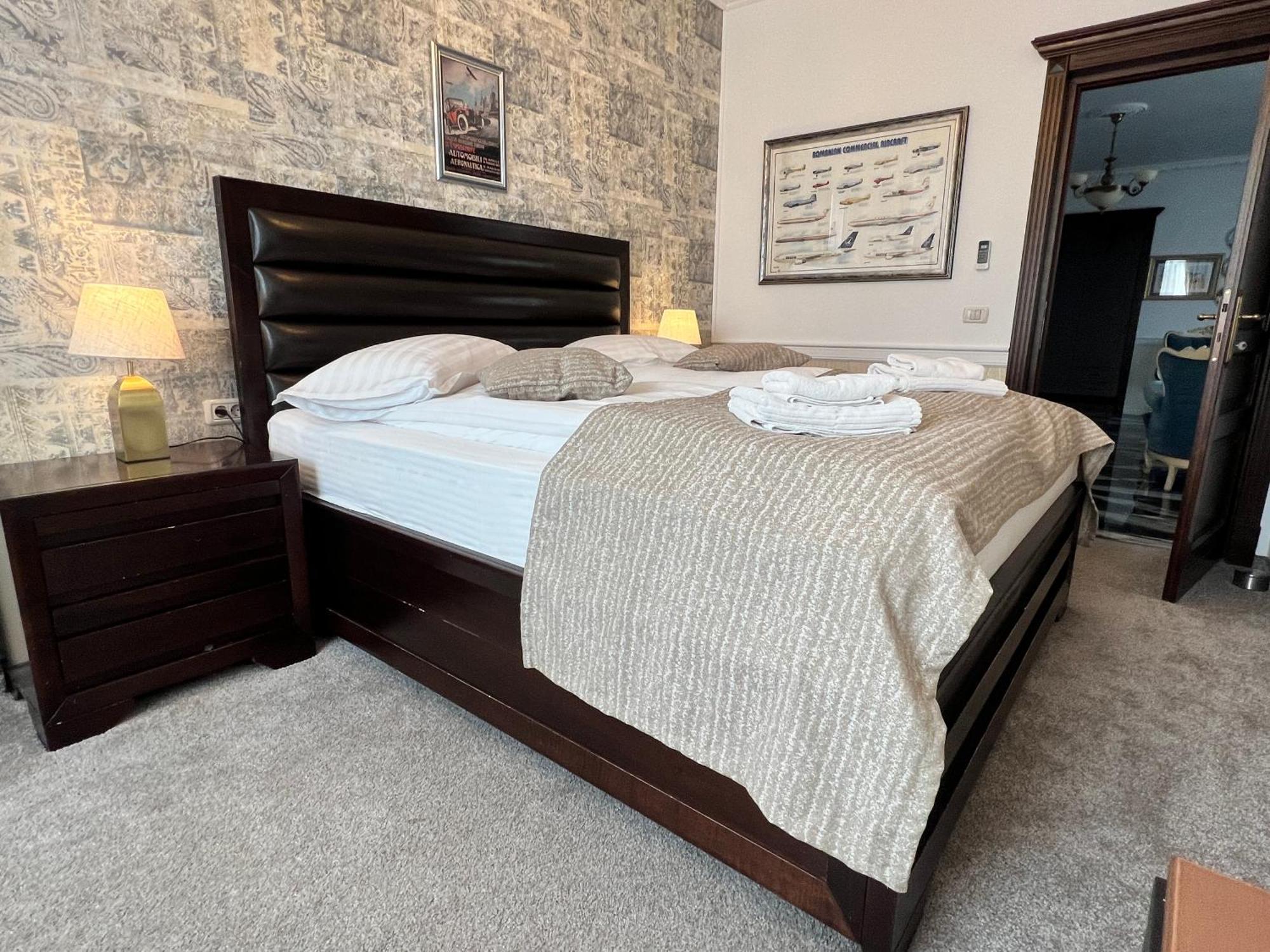 Aviator Boutique Apartment