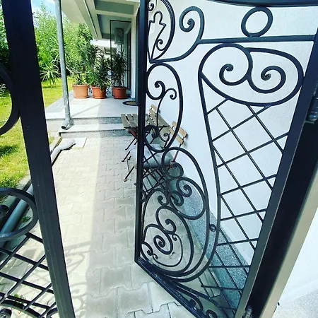 Aviator Boutique Residence Otopeni Exterior photo